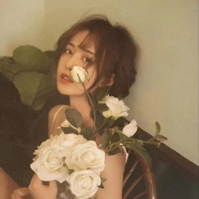 骨z1里的默然╮