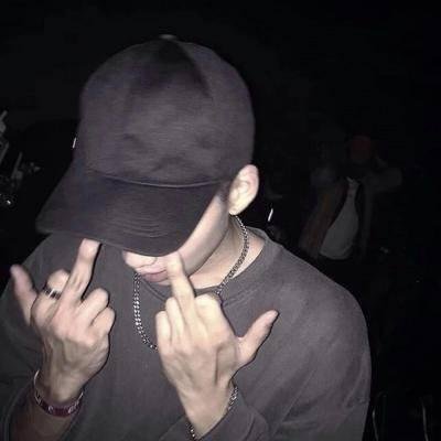 声音都冷了