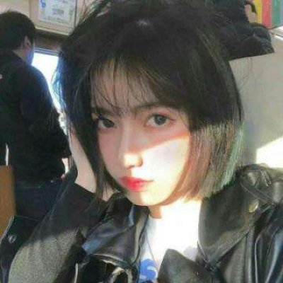 独坐君王位