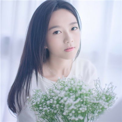 我在等雨停