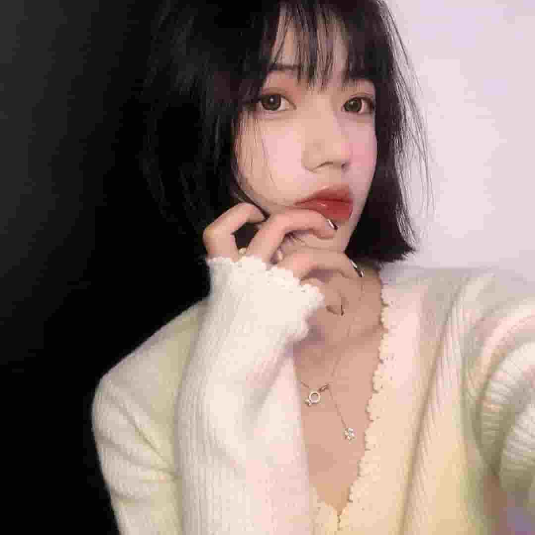 酒意入桃枝