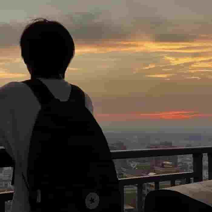 薄情薄意少年